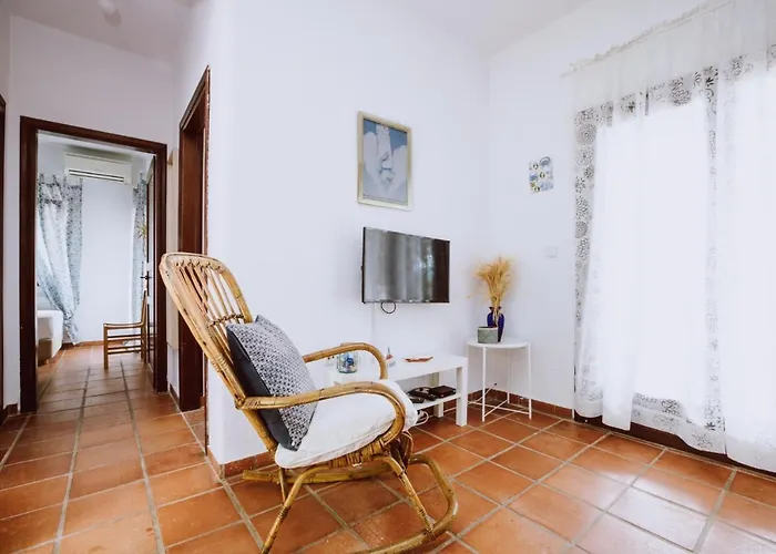 公寓 Forest House Near The Sea